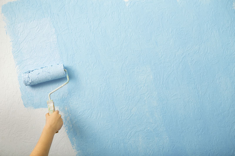 mur peint en bleu