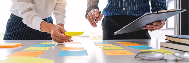 Professionnels qui utilisent des pots-it